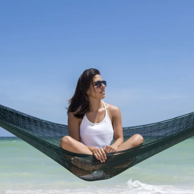 Single Hängematte dunkelgrün by MacaMex MA-00114 color green