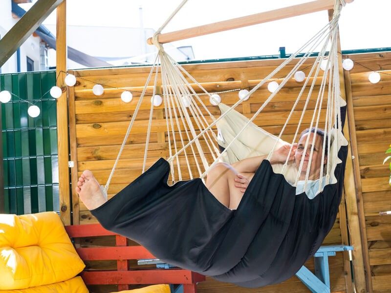 Wetterfester schwarzer Hängestuhl Wetterfester schwarzer Hängestuhl