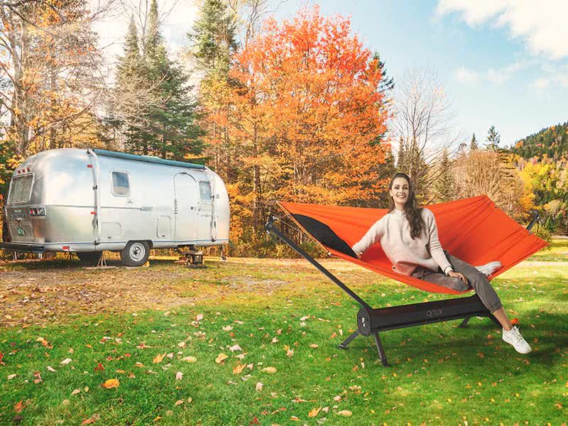 Faltbares Hängemattengestell für den Campingurlaub Faltbares Hängemattengestell für den Campingurlaub